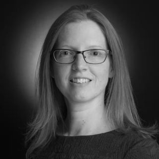 Dr. R&oacute;is&iacute;n Dwyer