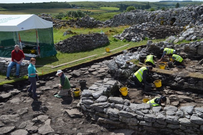 Caherconnell Archaeological Field-School