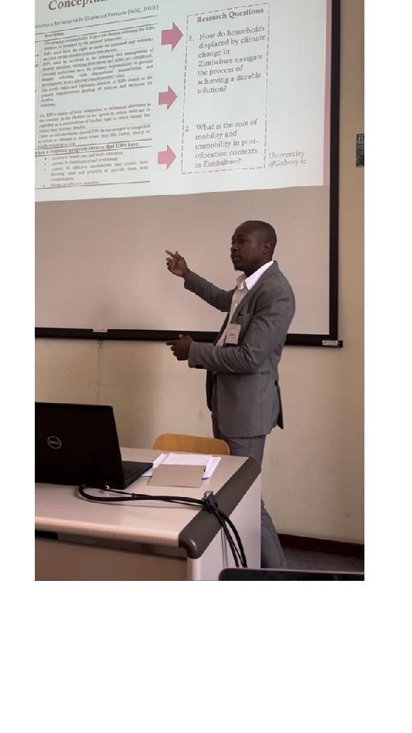 Tomy Ncube presenting at the ECMN24 conference (photo credits: Dr Una Murray)