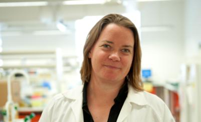 A/Prof Sheila Donnelly in the lab