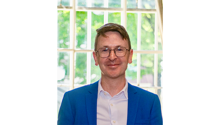 Dr Diarmuid Griffin